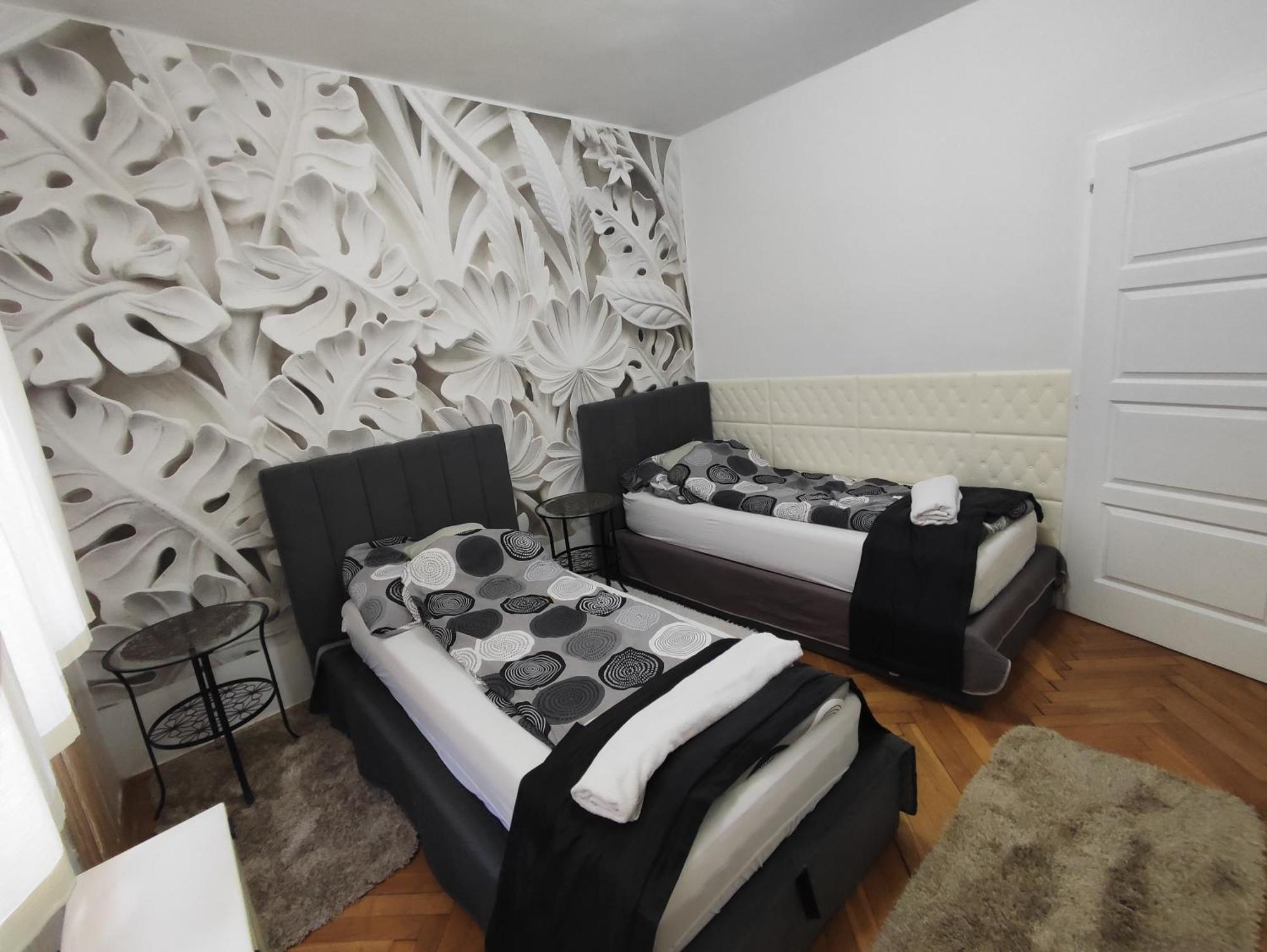 Heni Apartman Nagykanizsa Extérieur photo