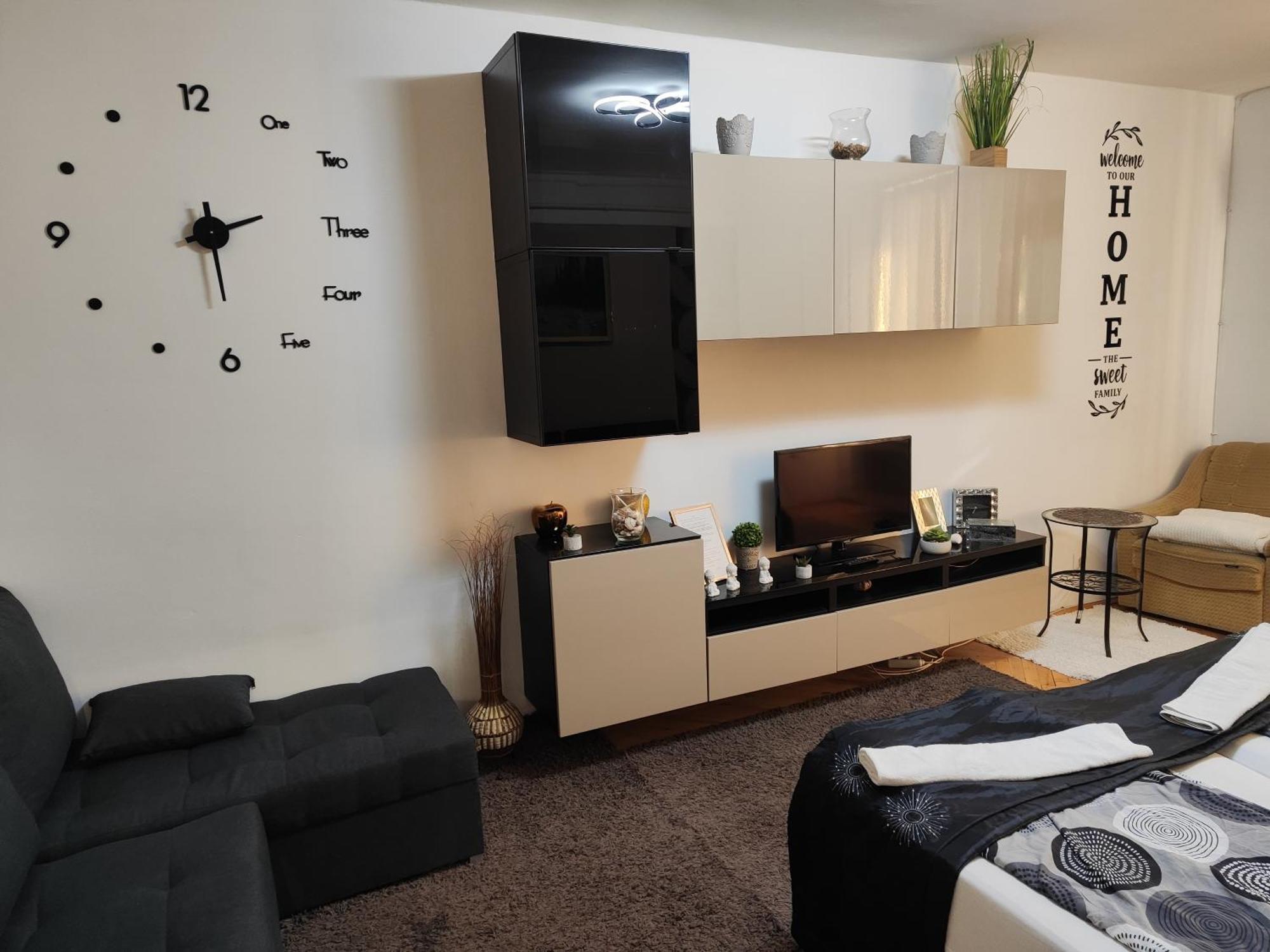 Heni Apartman Nagykanizsa Extérieur photo